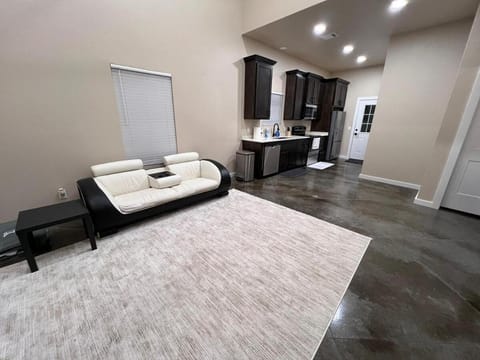 Special Deal on Booking Unit 664 House in Paris