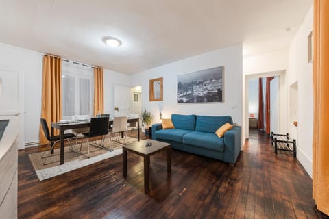 Communal lounge/ TV room, Living room, Dining area, Meals