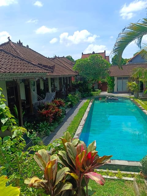 Property building, Pool view, Swimming pool, Swimming pool