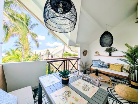View (from property/room), Balcony/Terrace