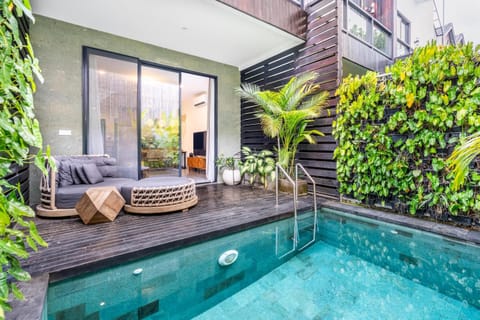 Property building, Patio, Garden, View (from property/room), Balcony/Terrace, Seating area, Swimming pool, Swimming pool