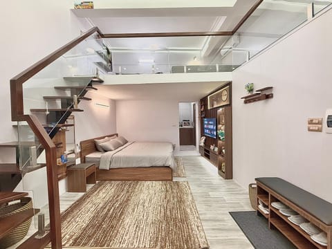 Photo of the whole room, Bedroom