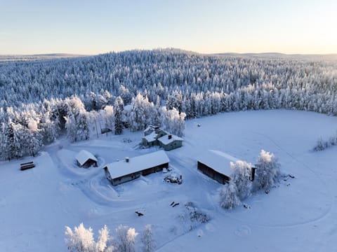Property building, Natural landscape, Winter