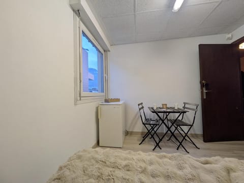 AirBnBri Chambre à Louer RDC Maison Bed and Breakfast in Briançon