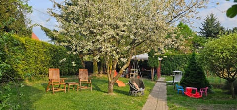 Property building, Day, Garden view, sunbed