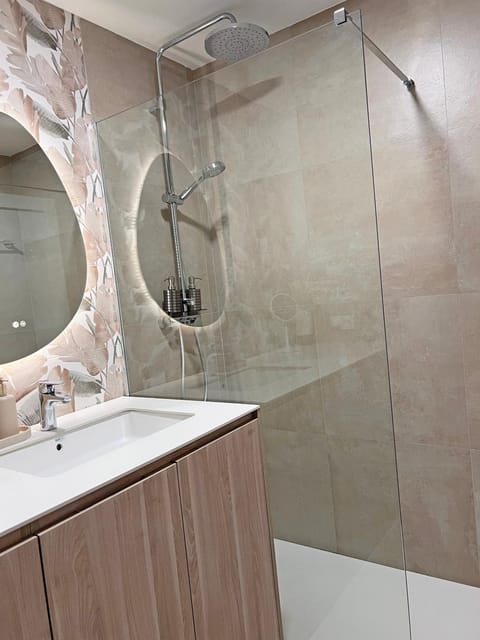 Lujo en el Cielo Puro Centro AC Apartment in Alicante