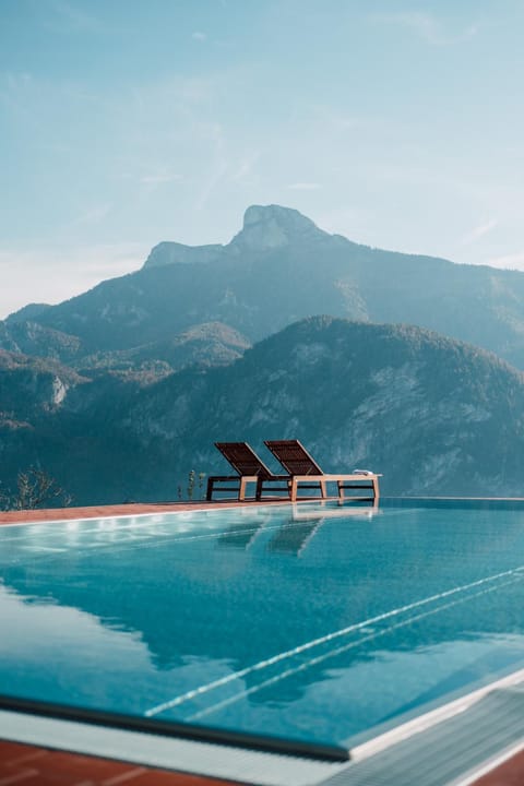 Mountain view, Pool view, Swimming pool, Swimming pool, sunbed