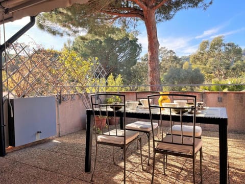Patio, Balcony/Terrace