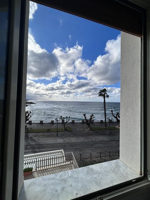 Day, Natural landscape, View (from property/room), Balcony/Terrace, Sea view