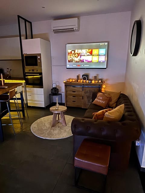 L abricosy House in Drancy