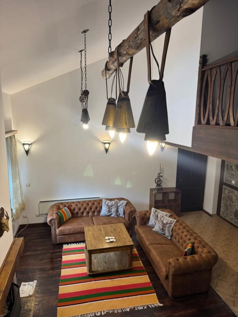 Къща за гости Пампорово в махала Кочорите Bed and Breakfast in Decentralized Administration of Macedonia and Thrace