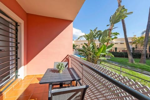 View (from property/room), Balcony/Terrace