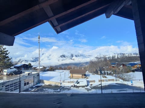 View (from property/room), Mountain view