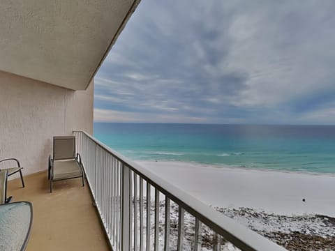 Balcony/Terrace, Seating area, Beach, Sea view