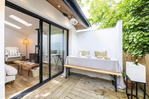 Beautiful Home in Heart of Truro House in Truro