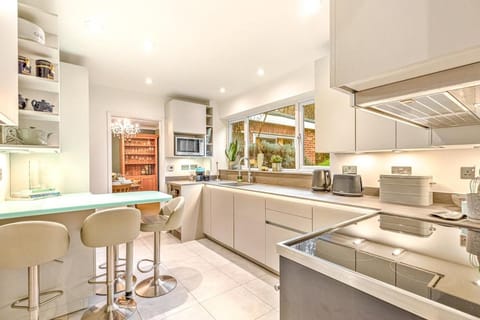 Hillside House House in Henley-on-Thames