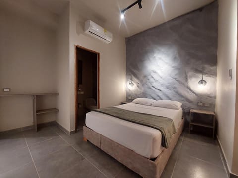 Photo of the whole room, Bedroom, air conditioner