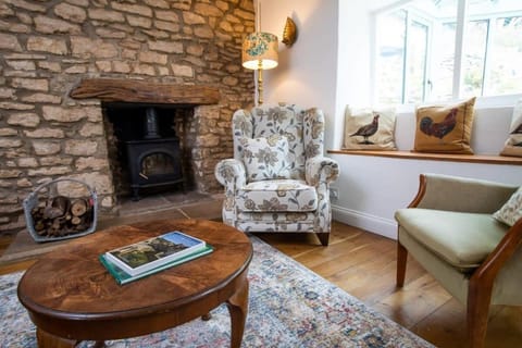 Beautiful Cotswolds Cottage & Garden House in Nailsworth