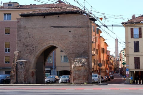Nearby landmark