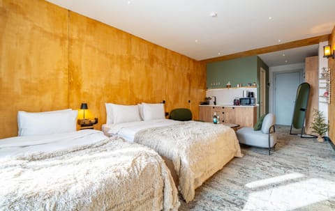 Bed, Bedroom