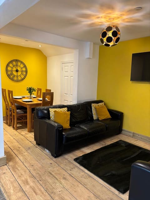 Lounge or bar