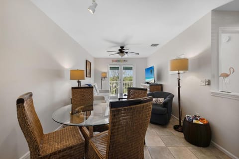 A CONCH ESCAPE House in Key West