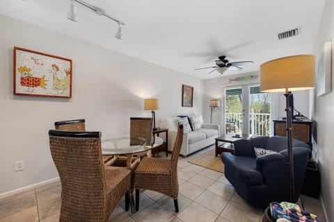 A CONCH ESCAPE House in Key West