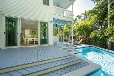 A PALM TREE HAVEN House in Key West