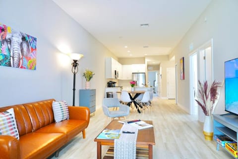 SWFL Lake McGregor House Entire Home House in Cypress Lake