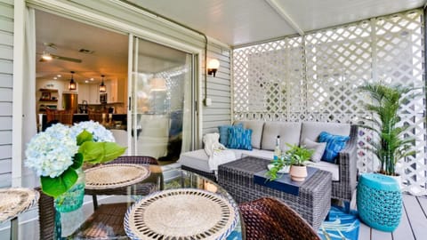 Patio, Seating area, Dining area