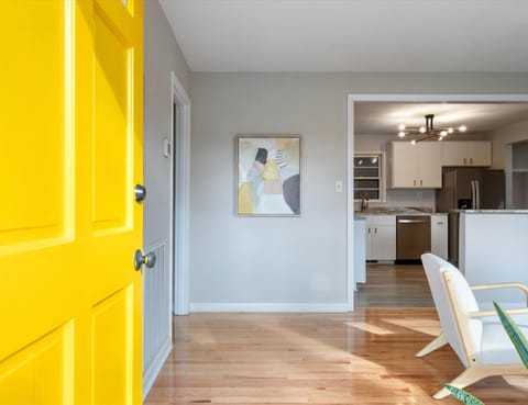 The Yellow Door Home for 8 House in Franklin