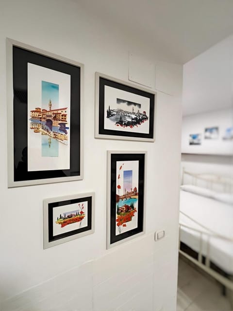 DolcevitaFirenze - Wi-fi, TV, River, 15 mins from Centre Apartment in Florence