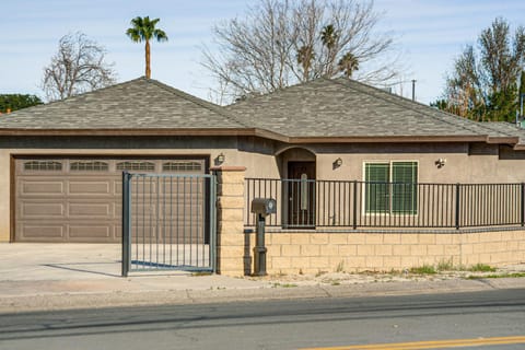 Fully Updated! Prime Riverside Spot Near Dtwn House in Riverside