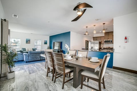 Fully Updated! Prime Riverside Spot Near Dtwn House in Riverside