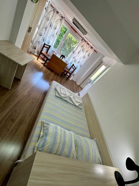 Bed, Living room, Photo of the whole room, Bedroom