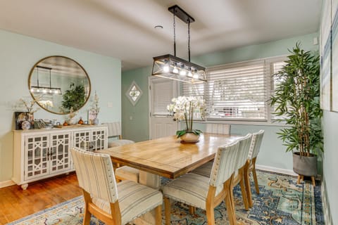 5 Mi to Historic Dtwn Beaufort Family Gem with Yard House in Port Royal