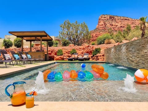 Chapel Palace - 5 Bedrooms with Pool, Views and Spa House in Sedona