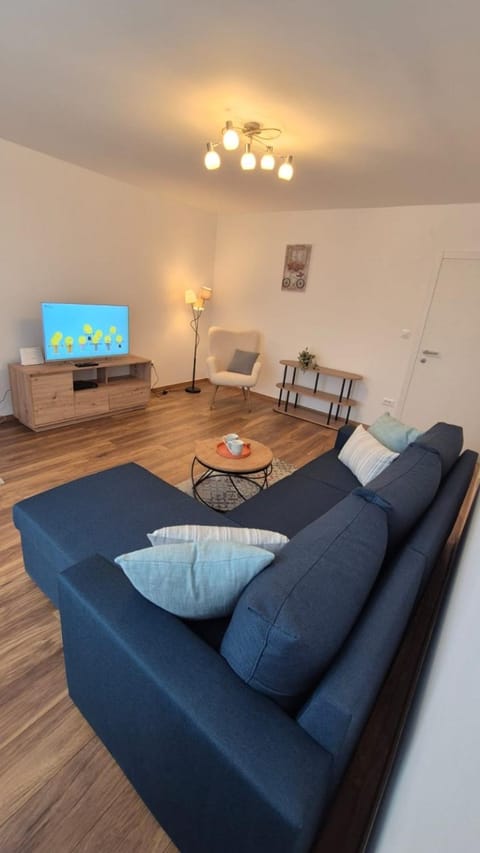 TV and multimedia, View (from property/room), Living room, Seating area, heating