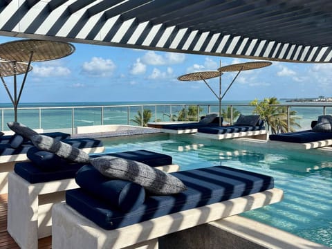 Pool view, Swimming pool