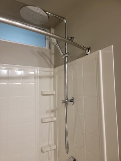 Ann Arbor's Humble Abode 3 mins to Kerrytown Apartment in Ann Arbor