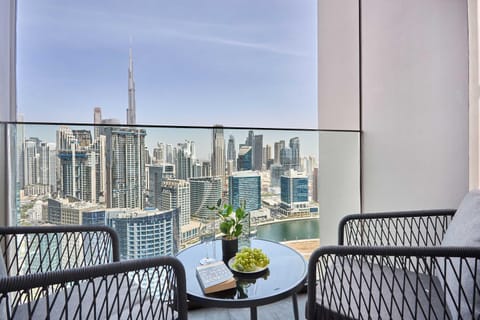 Balcony/Terrace, City view