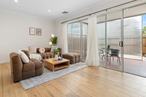 Balcony/Terrace, Living room, Seating area