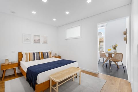 Bed, Living room, Bedroom