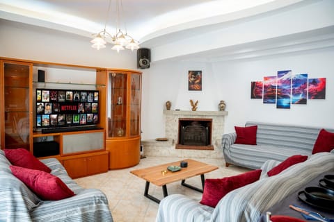 Living room, fireplace