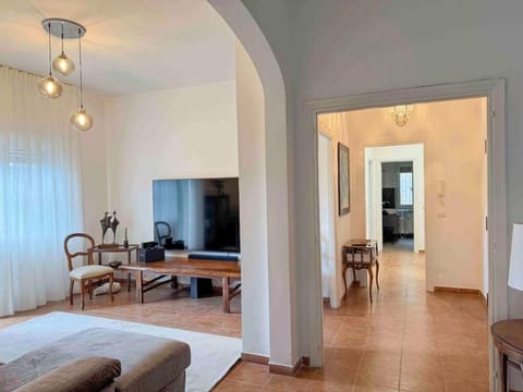 Communal lounge/ TV room, TV and multimedia, Evening entertainment