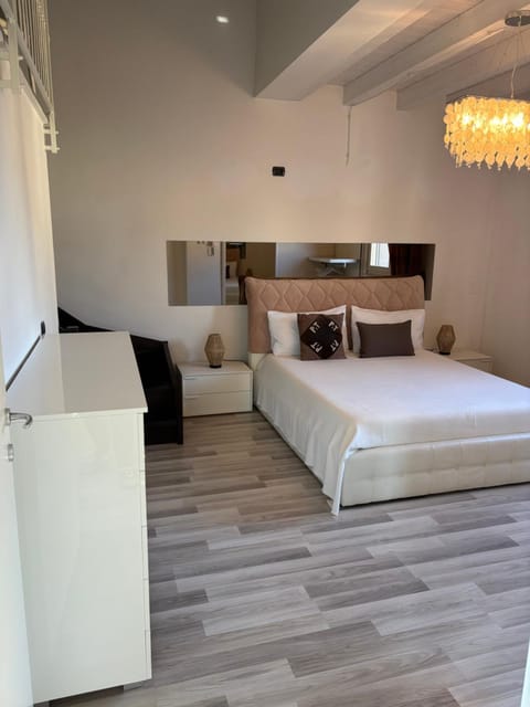 Penthouse Apartment Desenzano Apartment in Desenzano del Garda