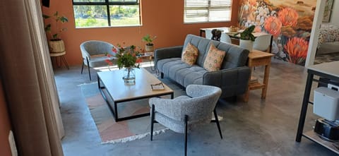 Cape Dutch Stay, Suite B Apartment in Eastern Cape