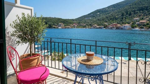 Property building, Nearby landmark, View (from property/room), Balcony/Terrace, Sea view