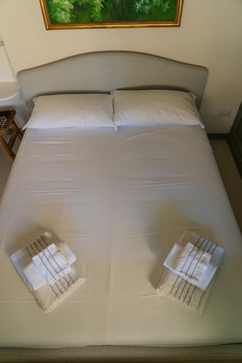 Cute & small 1-BR apt with beautiful terrace Apartment in Florence