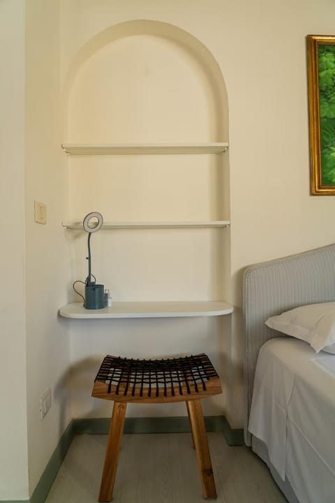 Cute & small 1-BR apt with beautiful terrace Apartment in Florence